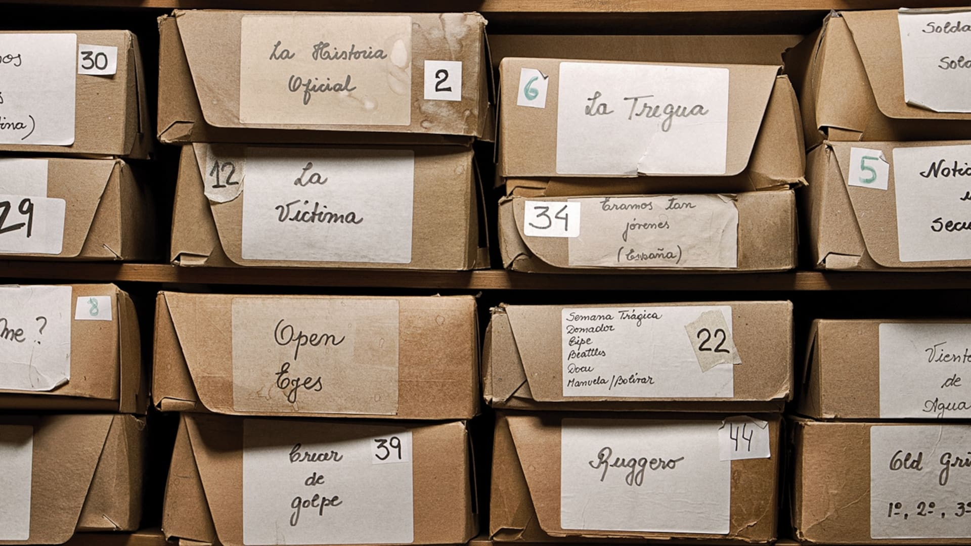 Las cajas de Aída Bortnik: una vida, una obra, un legado