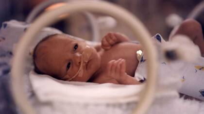 Los bebés prematuros son aquellos que nacen antes de completar el período de gestación