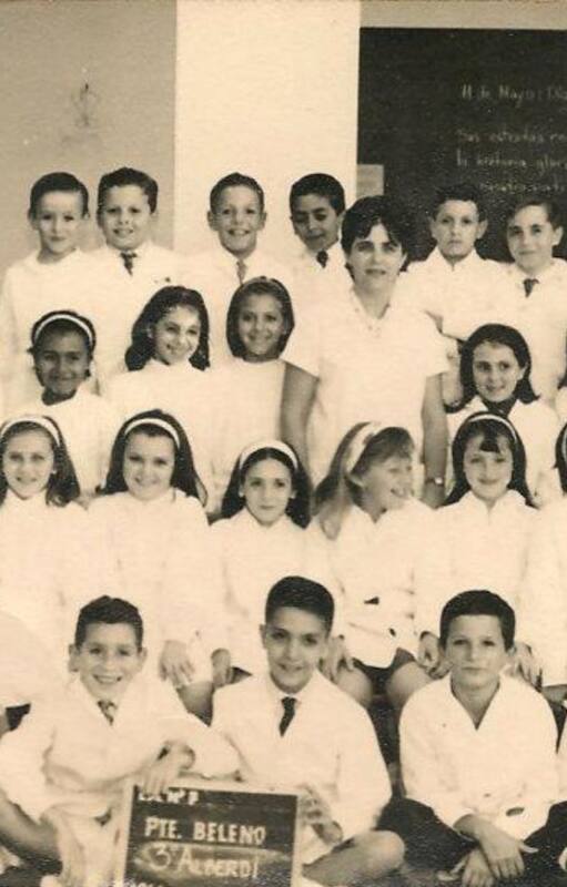 50 años después se animó a confesarle un secreto en el aniversario del colegio.