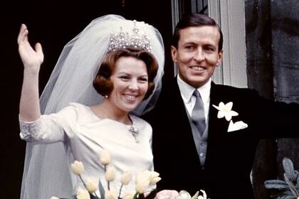 5000 mil oficiales, entre policías y militares, participaron en el operativo de seguridad de la boda de la princesa heredera Beatriz de los Países Bajos y el príncipe Claus