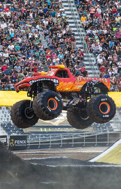 Pasión por las 4x4 gigantes: por qué los argentinos deliran con el Monster Jam