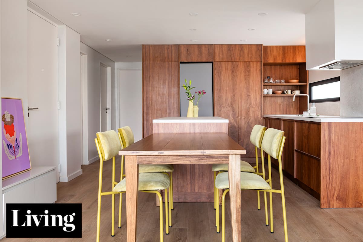 Diseño a medida y electrodomésticos panelables: las claves de la radical transformación de esta cocina integrada