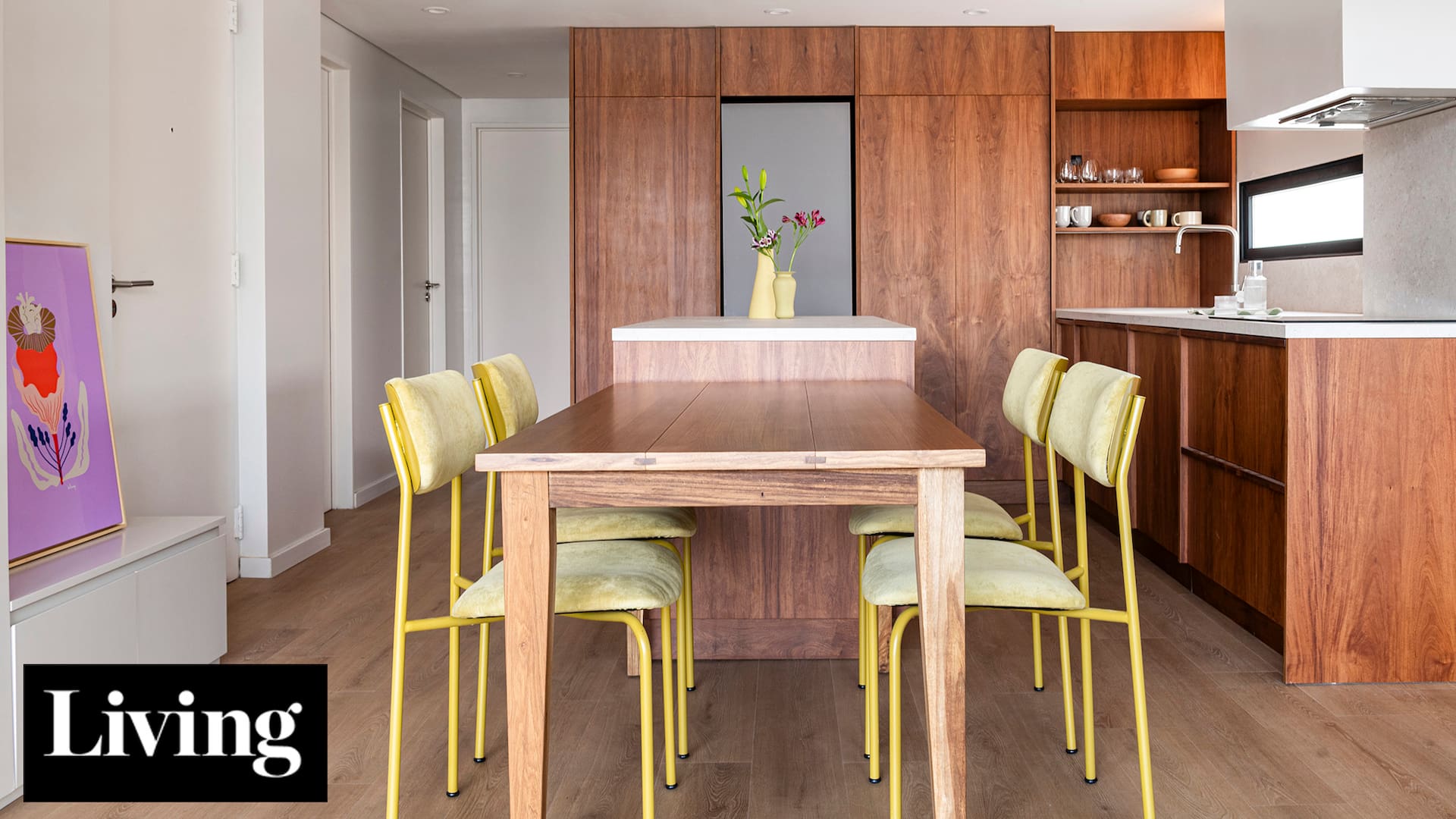 Diseño a medida y electrodomésticos panelables: las claves de la radical transformación de esta cocina integrada