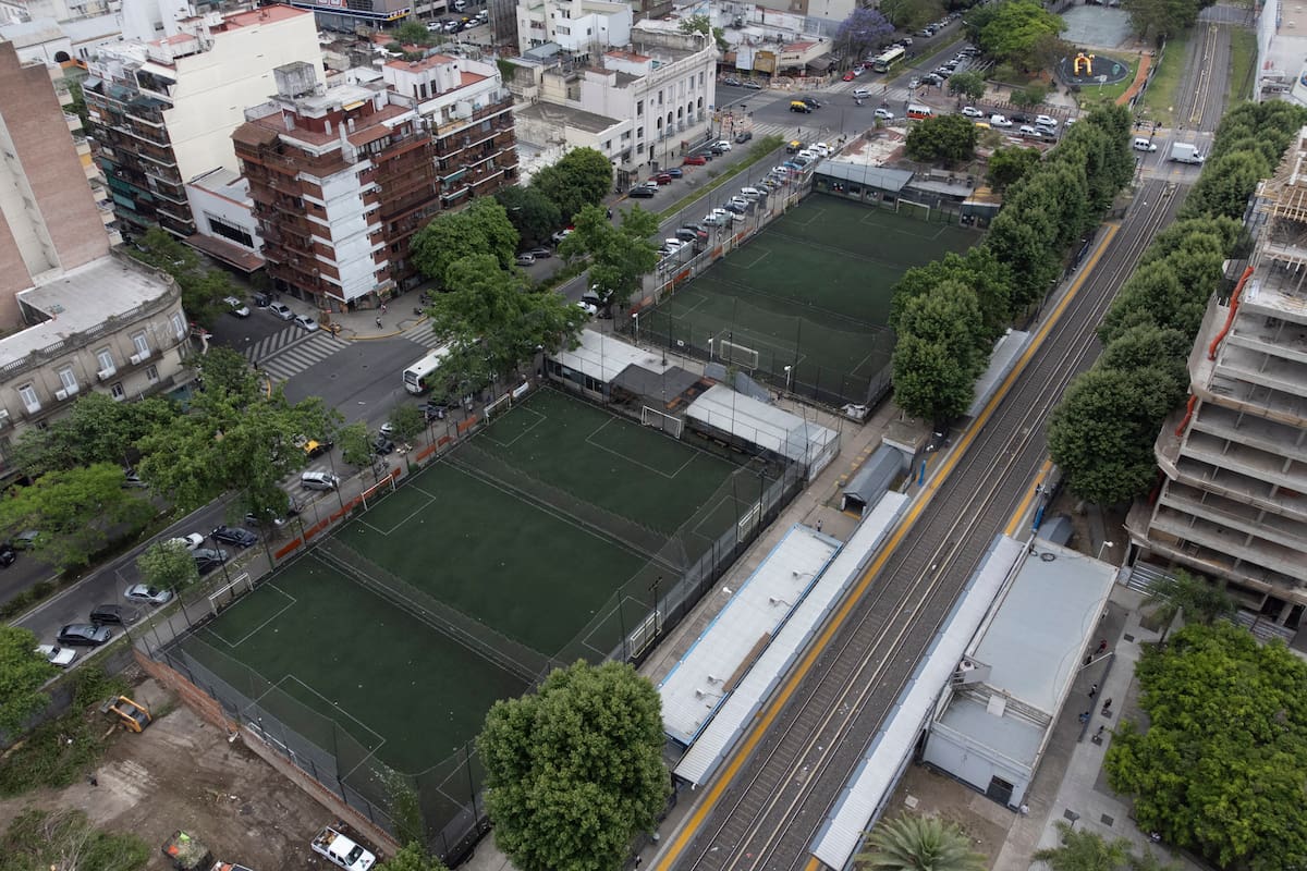 Tensión por el destino de un lote en Villa Urquiza que la Ciudad ya ordenó desalojar