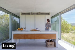 El refugio en La Pedrera de un arquitecto argentino que diseñó una ciudad en China