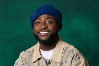 "5ive" de Davido marca una nueva era de cambio y crecimiento para el astro del afrobeats