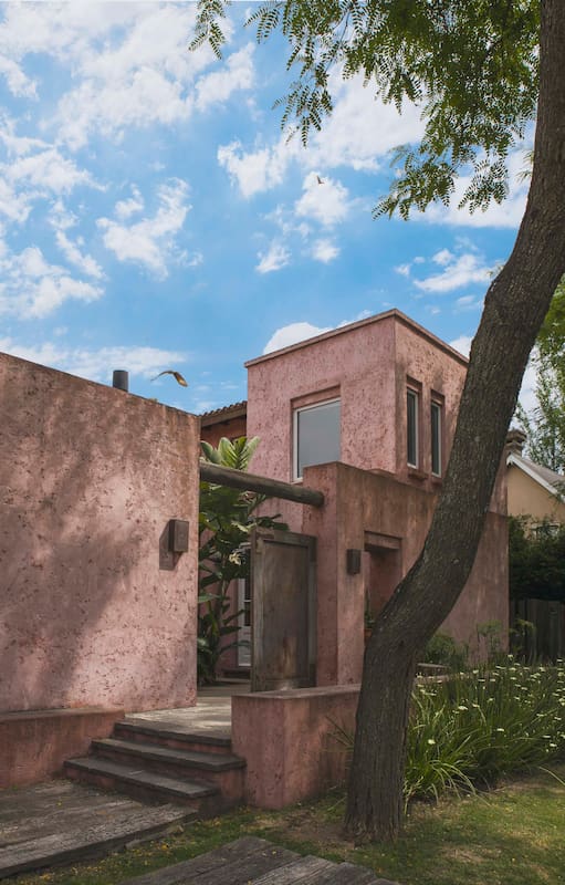Recorremos la casa de dos participanetes de Experiencia Living 2025, donde el interiorismo se adecuó a su colección de arte