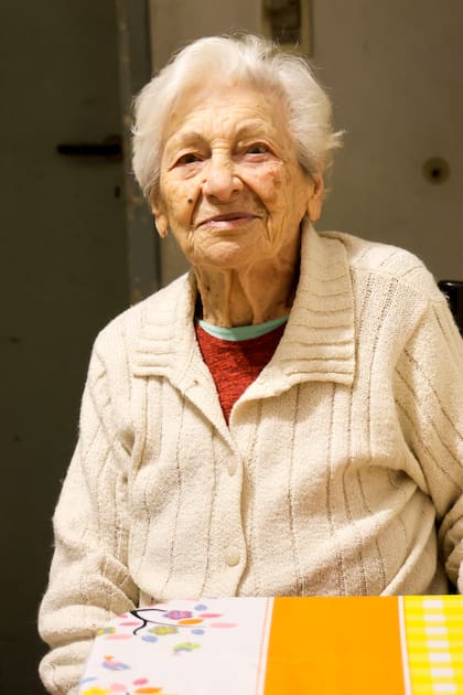 Secretos de una supercentenaria: así es la vida de Josefa Calabró, la porteña que está por cumplir 108 años y vio desfilar a Yrigoyen