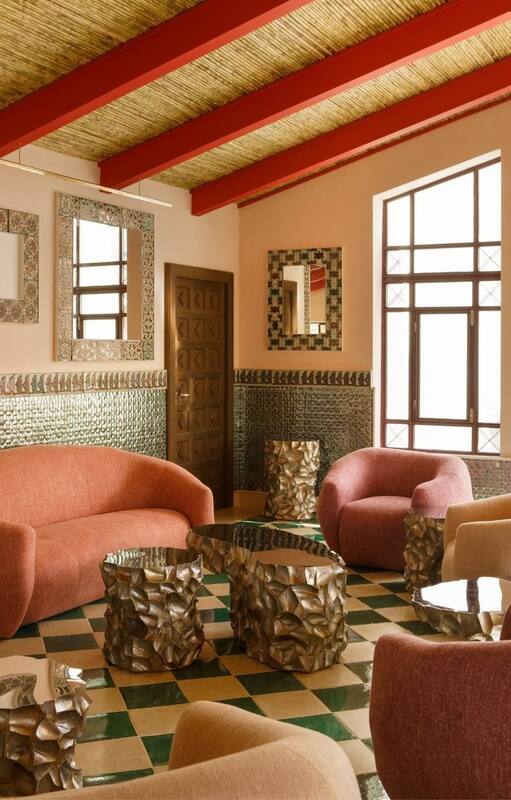 REVISTA LIVING Hotel Vermelho Christian Louboutin
