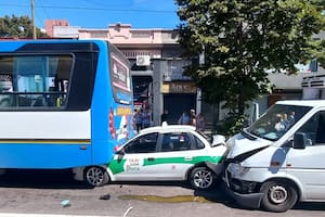 7 y 33, La Plata