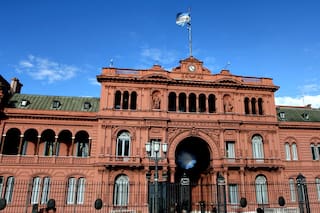 Guante blanco. Robos históricos, sospechas y extravíos en la Casa Rosada