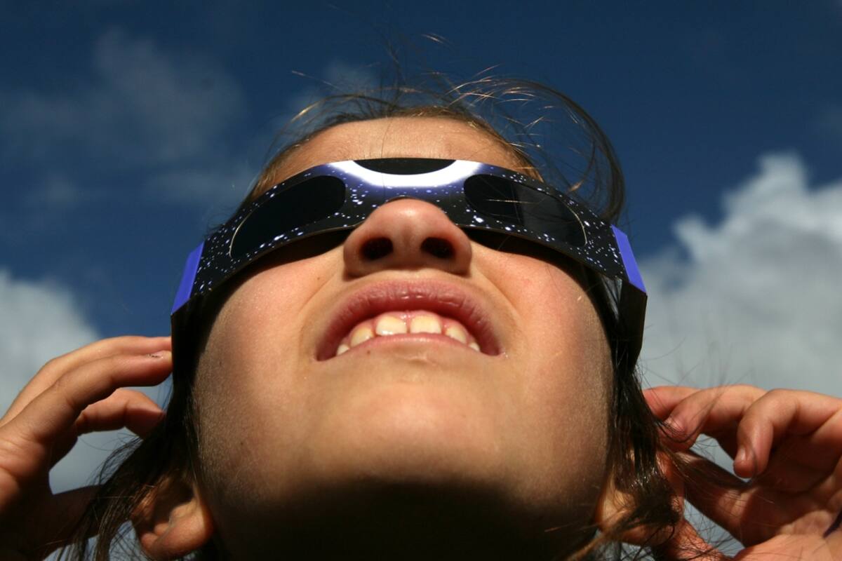 Esperando el eclipse: cómo viajar a las provincias donde se verá mejor
