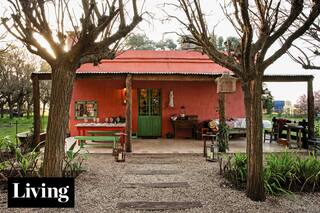 Un ranchito de 45m2, irreconocible tras un drástico cambio en revestimientos y decoración