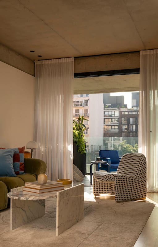 Empezando por la cocina, renovaron este departamento de 100m2 en Palermo en solo cuatro meses