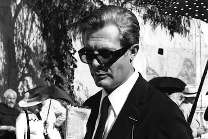8 y medio de Federico Fellini, la película elegida para celebrar el centenario del cineasta italiano