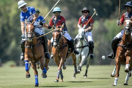 808 Abierto del Tortugas Country Club. 2020 Fecha 1 Ellerstina vs. La Irenita