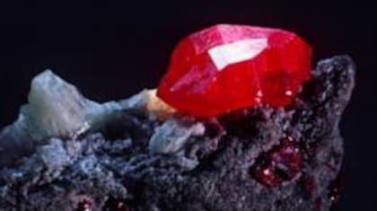 Cinabrio, el codiciado mineral que antiguas civilizaciones usaban en rituales místicos y funerarios sin saber que era tóxico