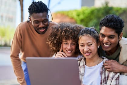93% de los adolescentes en Estados Unidos son clientes de YouTube.
