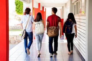 Las políticas públicas son insuficientes para incluir a los jóvenes