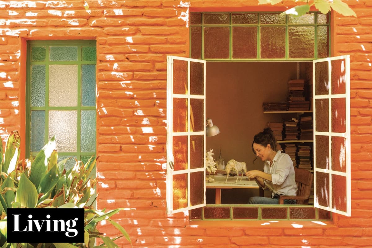 Talento natural. Una artista del papel nos recibe en una de las casas más antiguas de San Antonio de Areco