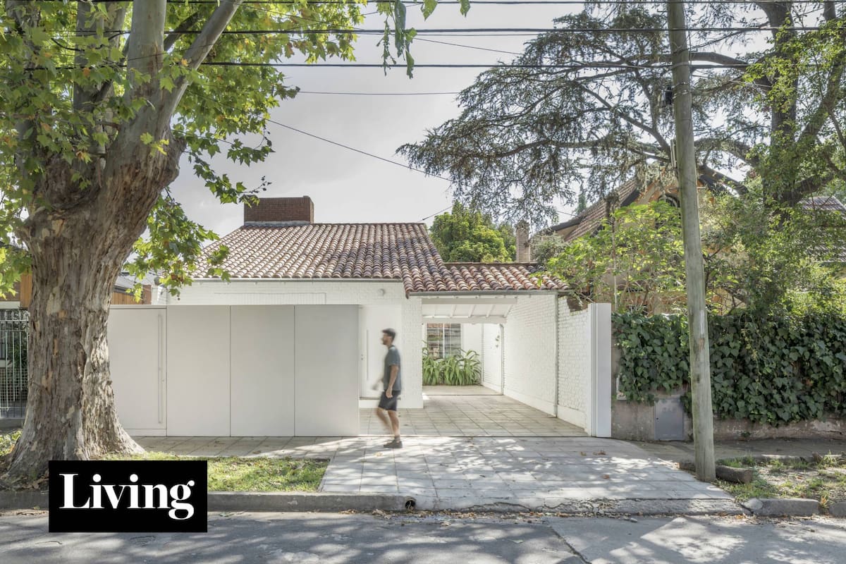 Con un presupuesto acotado y muchas ideas renovaron un chalet clásico de Florida