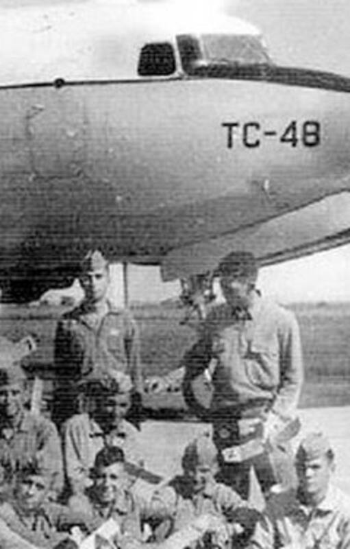 TC-48, el avión de los cadetes que “desapareció” en el aire y el dolor de las familias que siguen buscando la verdad