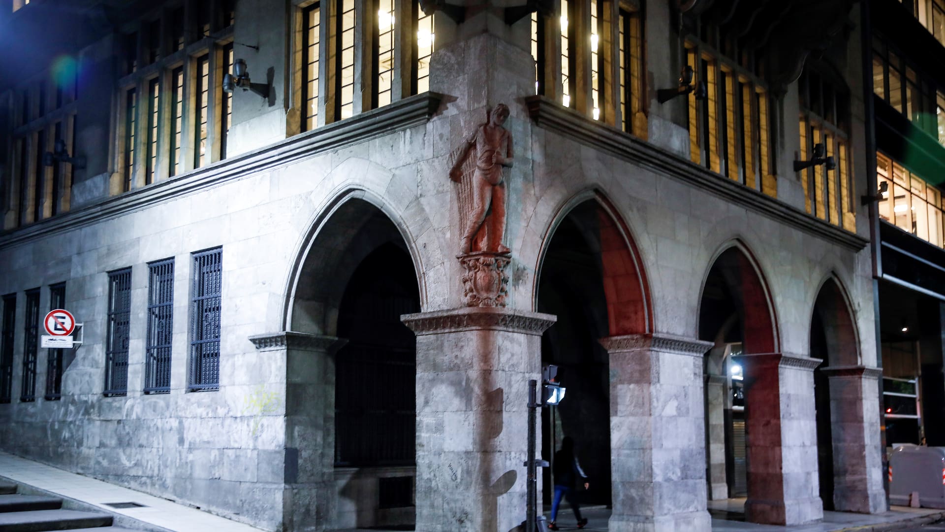 El emblema arquitectónico porteño que se volvió una zona de pobreza y exclusión