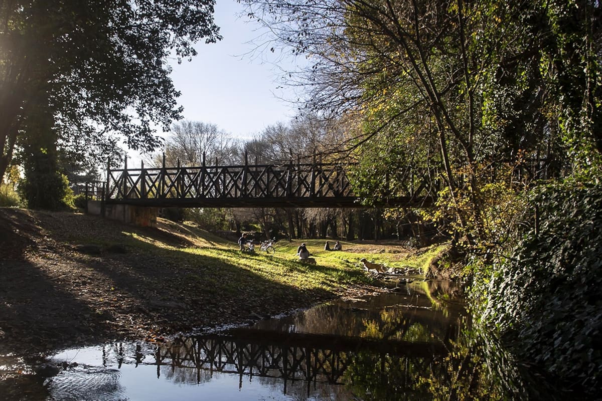 Sin visitantes, Villa General Belgrano se volvió gris y desabrida