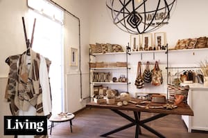 La tienda de una realizadora audiovisual que dejó los sets para trabajar con artesanas del monte chaqueño