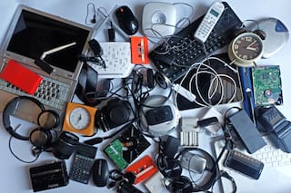 Comecelular: esta bacteria ayuda a separar el metal de la basura electrónica