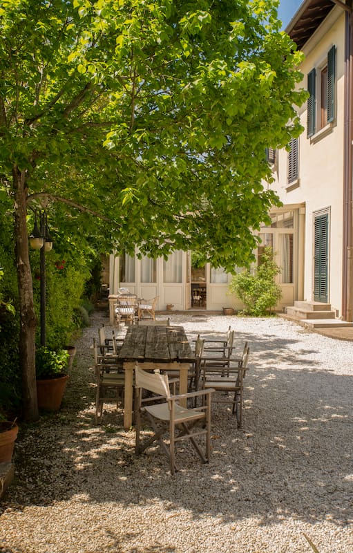 Reformaron su histórica casa familiar en la Toscana para convertirla en esta posada encantadora