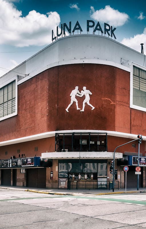 Edificios porteños. La belleza ecléctica del mítico Luna Park