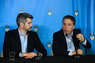 Los recortes desatan debates internos en el oficialismo