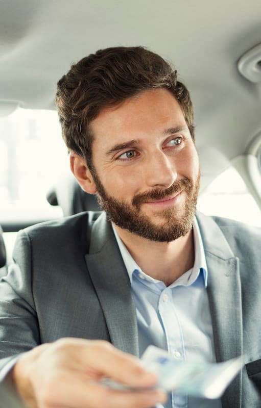 Pagar en efectivo, la nueva opción para usuarios y choferes de Cabify