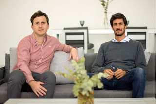 Muebles de lujo. Los fabrican en aluminio y venden en Argentina y Estados Unidos