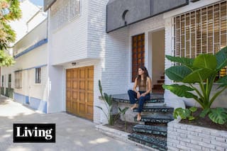 Perfecta para ella sola, compró una casa que había sido dividida en dos por su dueño anterior