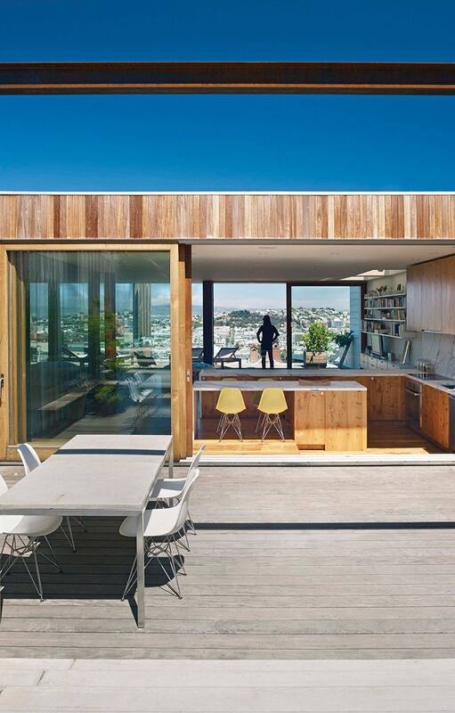 Una casa ultra moderna en un barrio victoriano de San Francisco logra potenciar la vista y el sol con diseño inteligente