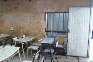 Denuncian que una escuela de Merlo hace más de tres años tiene paredes de cartón