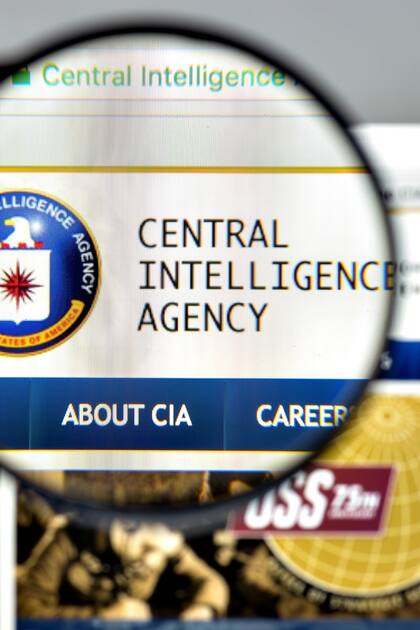 Los archivos de la CIA: ovnis, neonazis, planes militares y otros “top secret” de la Argentina