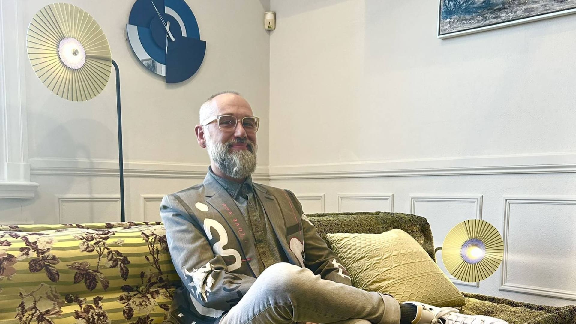 Soñó con ser embajador de su país y terminó representando el diseño de interiores francés en todo el mundo