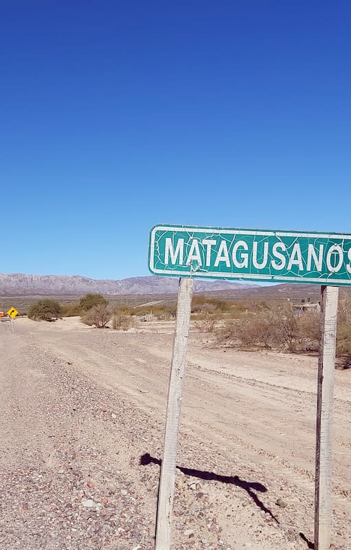 Matagusanos, el pueblo fantasma donde solo viven dos hermanos: “El tiempo se ha olvidado de nosotros, y ya no envejecemos más”