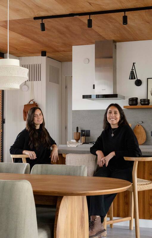 En San Andrés de Giles, le dieron a una casa prefabricada un interiorismo regido por los cinco elementos del Feng Shui