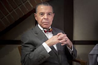 El exjuez federal Norberto Oyarbide tiene coronavirus y está internado