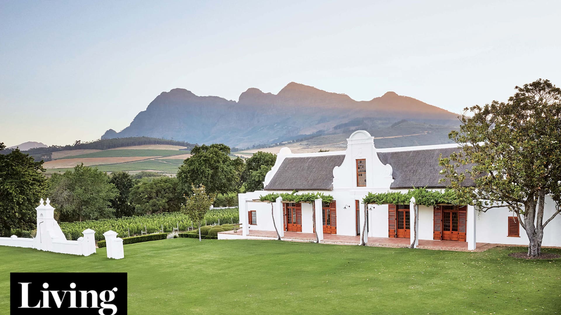 Entre viñedos y una huerta de tres hectáreas, esta casa de campo de 1777 se convirtió en el hotel número uno de Sudáfrica