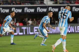 Racing le ganó a Estudiantes y terminó en el cuarto puesto de la Superliga