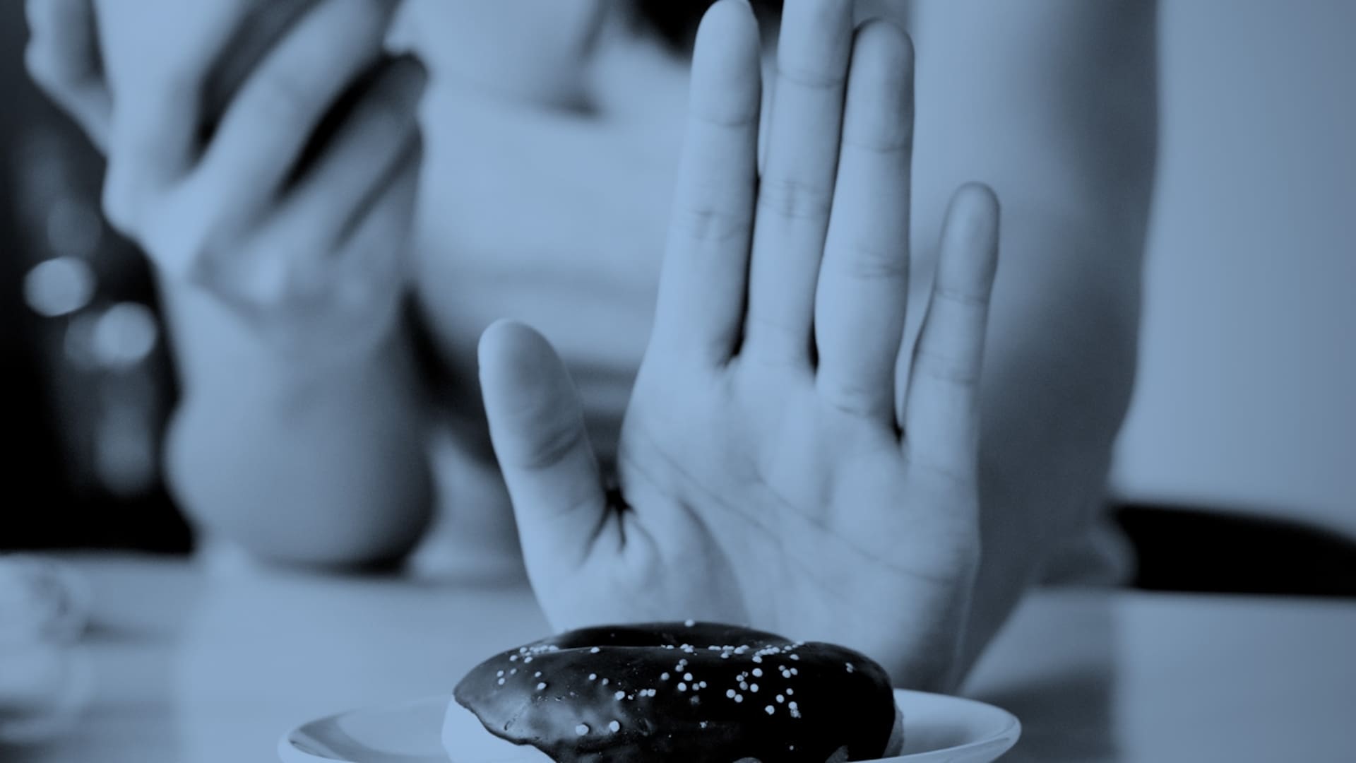 ¿Cuáles son los peligros de las dietas extremas?