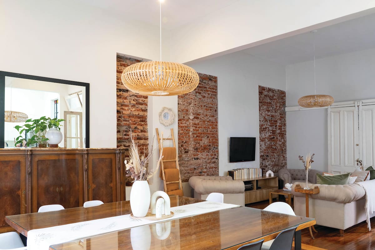 Un antiguo hostel de Caballito que se convirtió en un cálido PH familiar