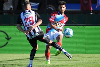 A puro gol. Arsenal y Central Córdoba empataron 2-2 por la Superliga