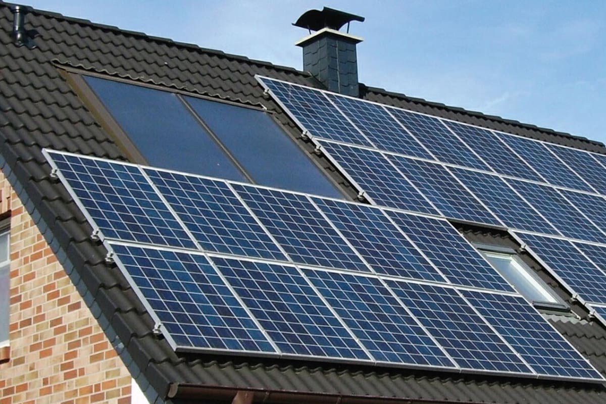 Energía solar: cuánto sale equipar una casa para dejar de pagar gas y luz