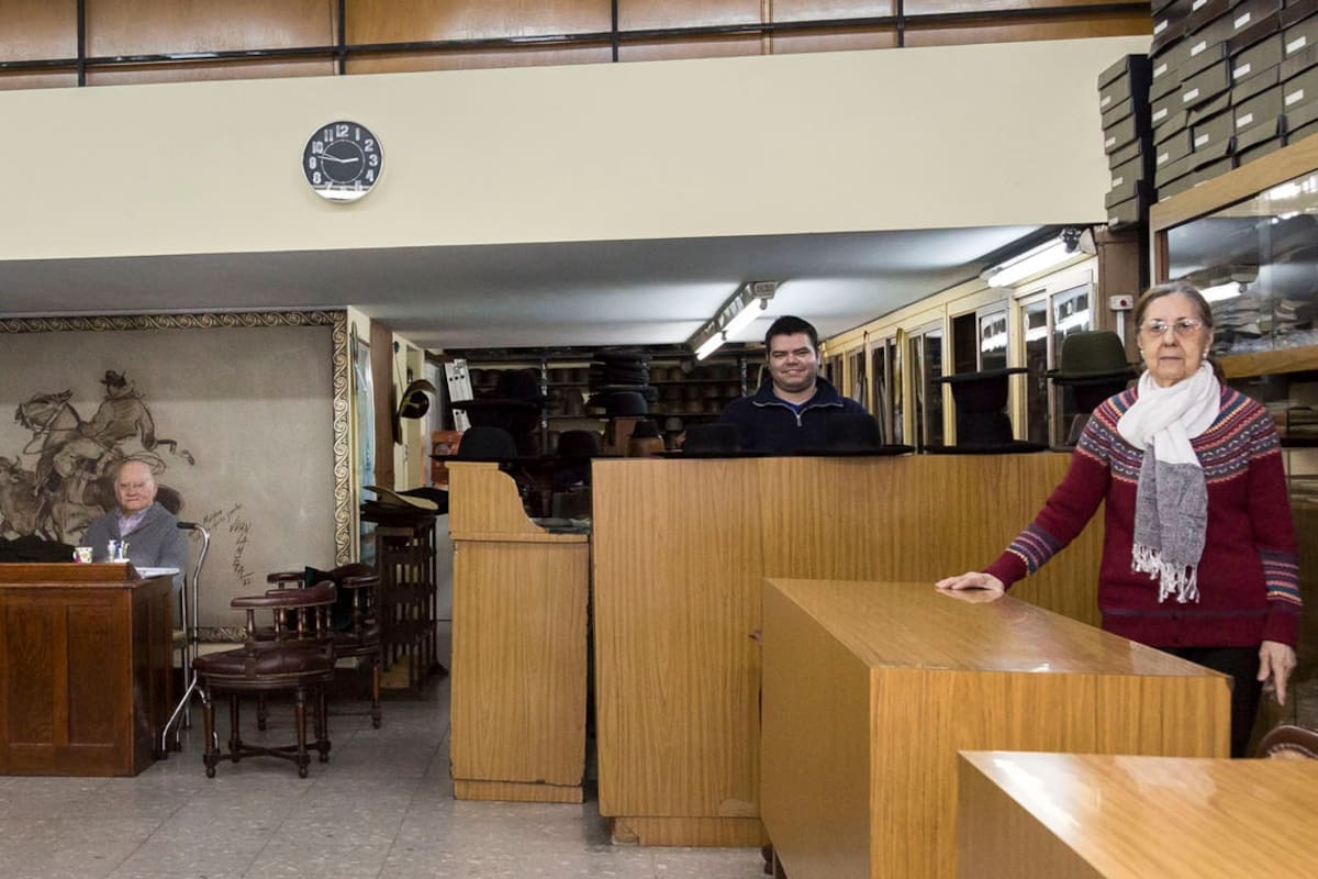 Maidana: el negocio familiar que produce sombreros a mano hace 108 años